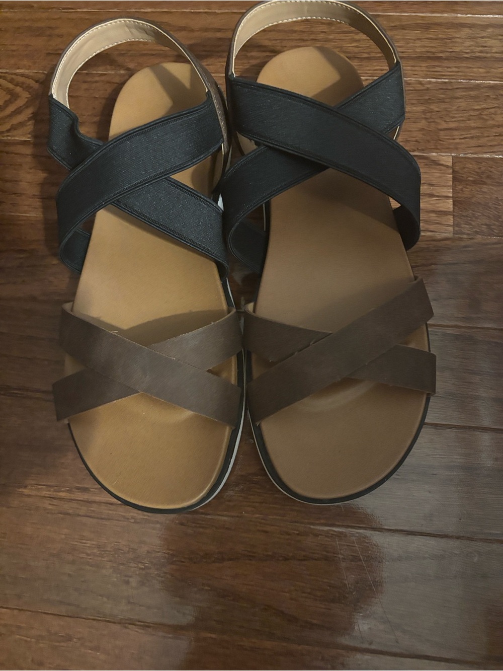 Women’s Crisscross Comfort Sandals - Black & Brown